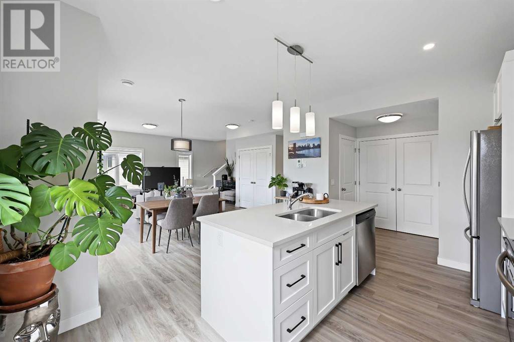 250 Canals Crossing Sw, Airdrie, Alberta  T4B 4L3 - Photo 7 - A2214560