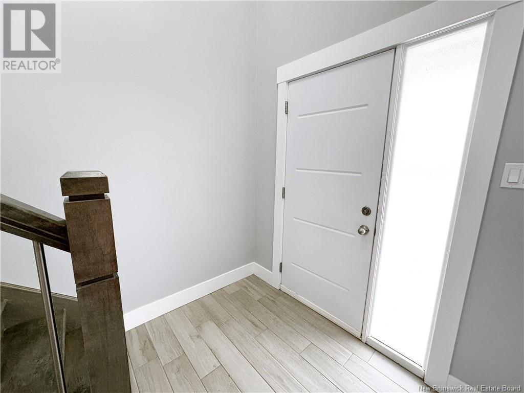 Property at 95 Lancefield Crescent image 3