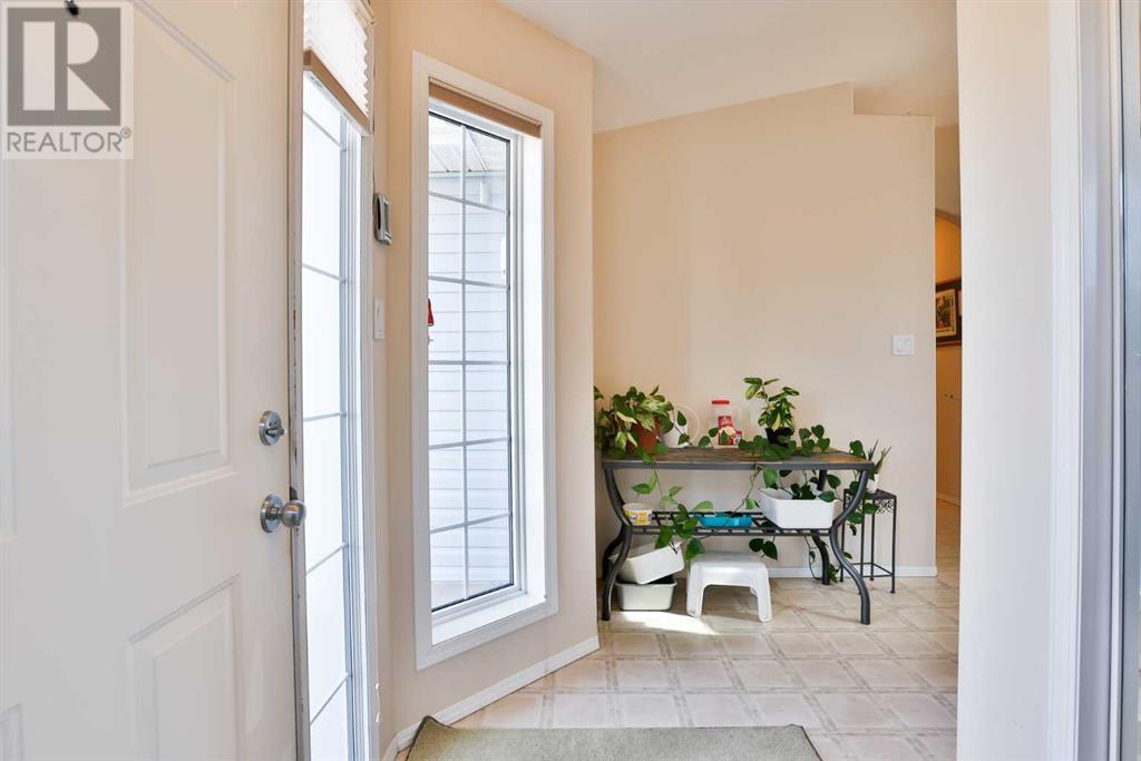 Property at 186 Fairmont Boulevard S image 2