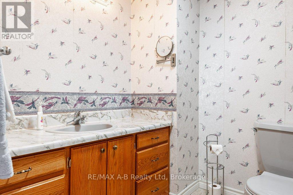 360 Maple Avenue, Stratford, Ontario  N5A 1V9 - Photo 15 - X12104620