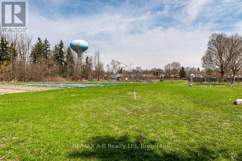 360 Maple Avenue, Stratford, Ontario  N5A 1V9 - Photo 43 - X12104620