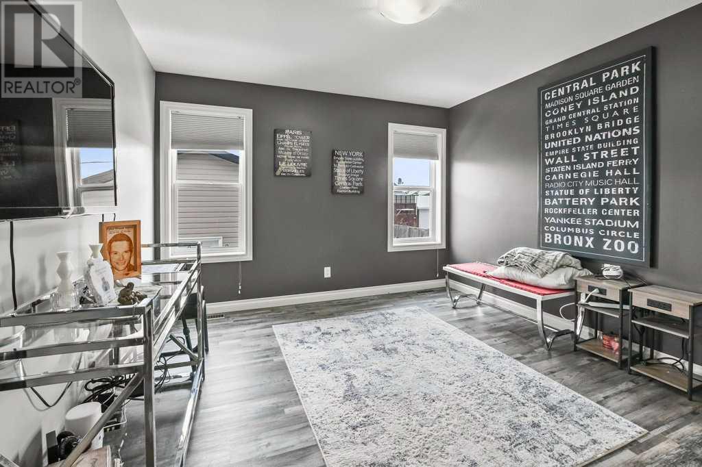 196 Cedar Square, Blackfalds, Alberta  T4M 0A4 - Photo 16 - A2207037