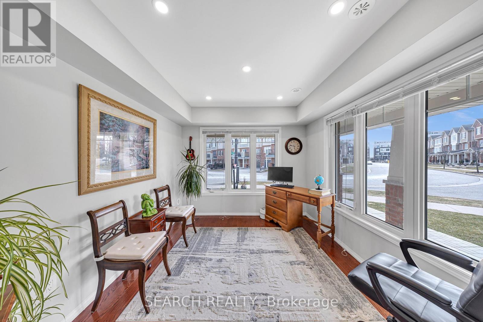 Property at 2400 BRONZEDALE STREET image 2