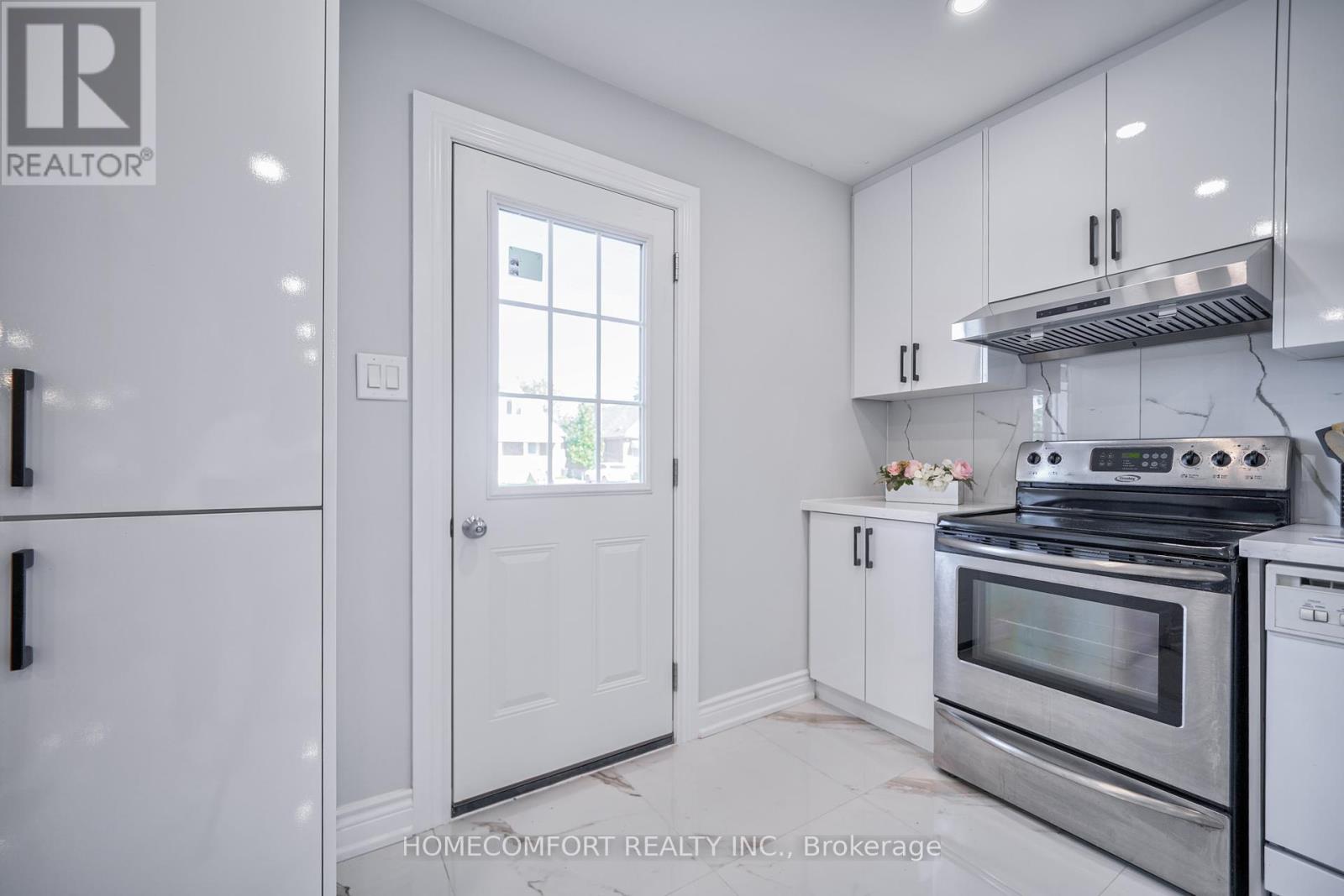 Property at 30 BALACLAVA DRIVE image 2