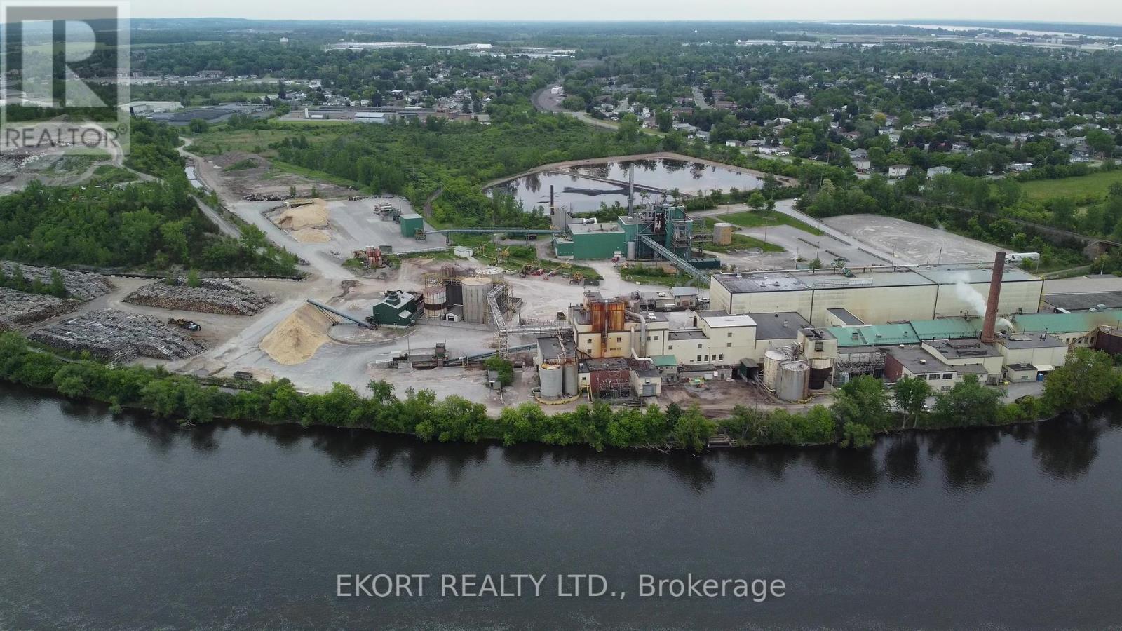 300 Marmora Street, Quinte West, Ontario  K8V 2J5 - Photo 38 - X12104832