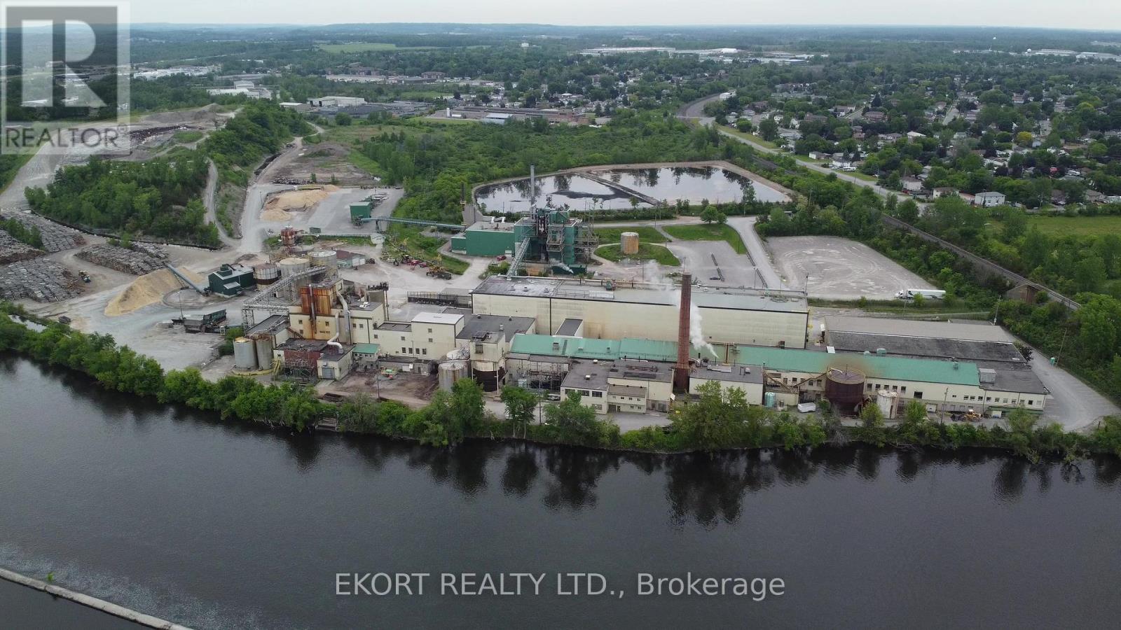 300 Marmora Street, Quinte West, Ontario  K8V 2J5 - Photo 39 - X12104832