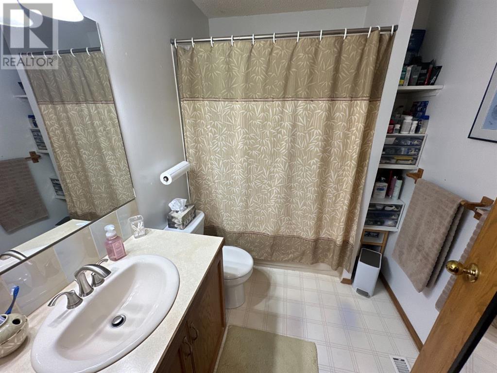 7129 99a Street, Peace River, Alberta  T8S 1B2 - Photo 17 - A2177028