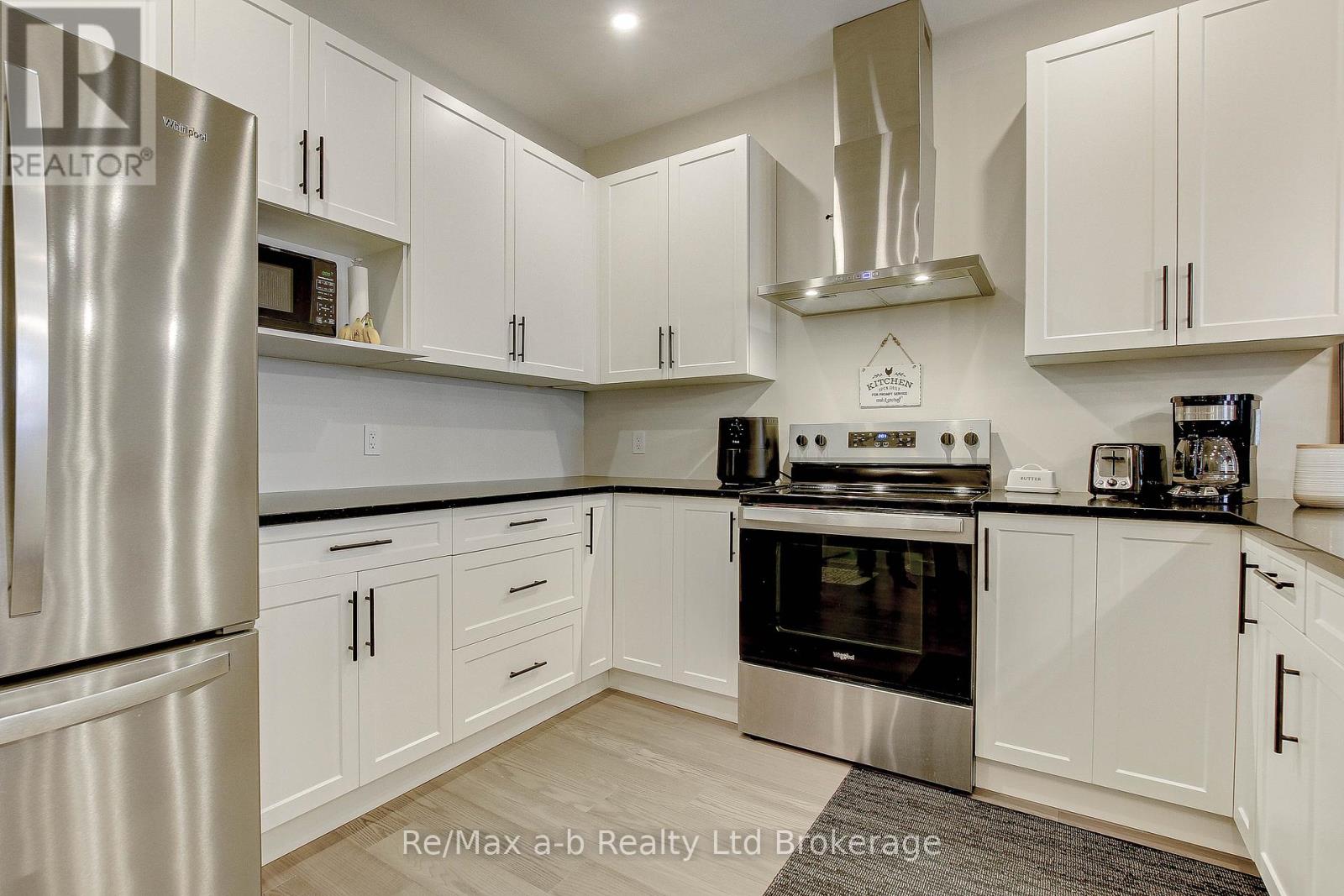 402 - 12 Washington Street W, Norwich, Ontario N0J 1P0 - Photo 6 - X12104701