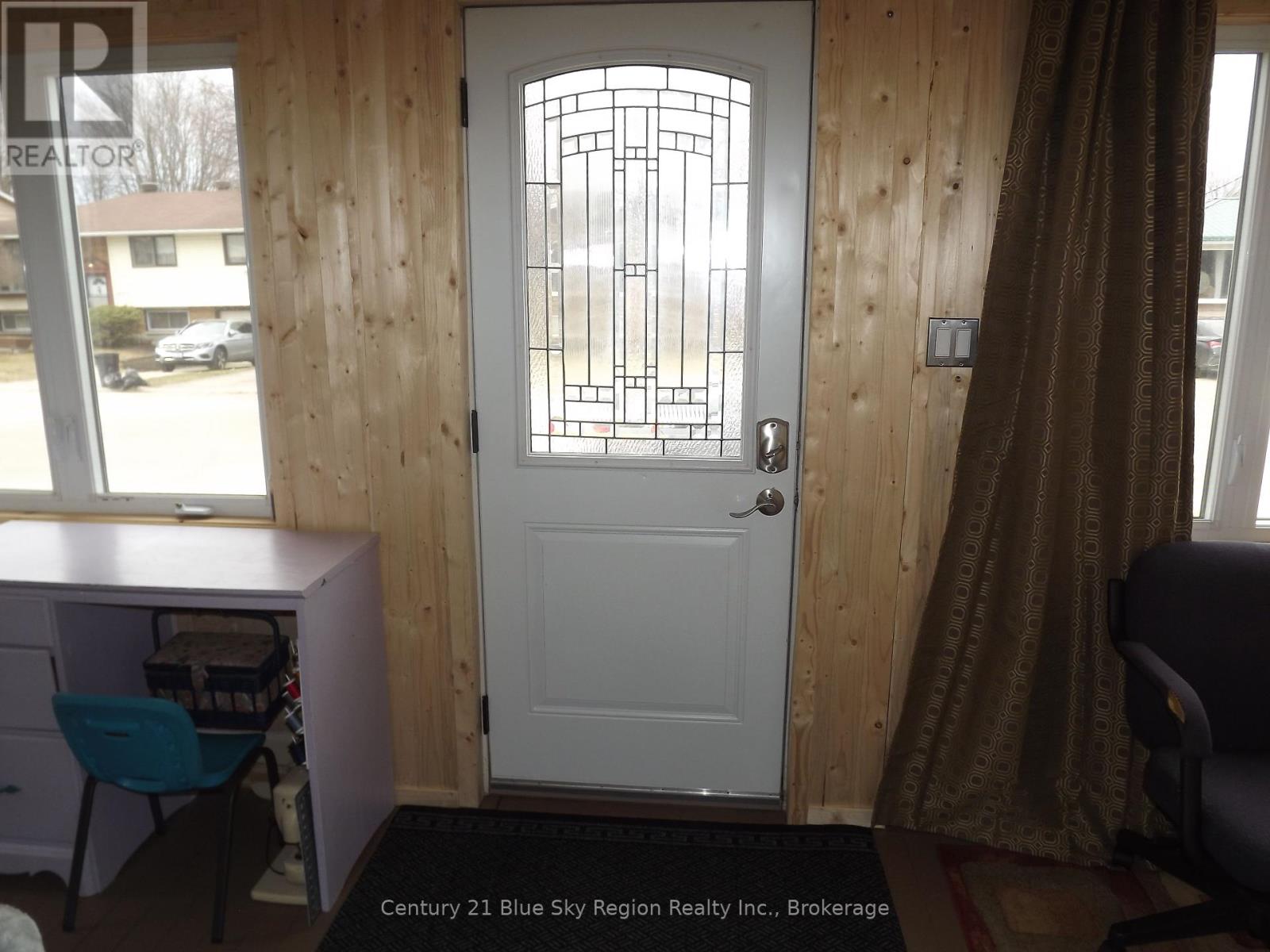 Property at 618 HARDY STREET image 3
