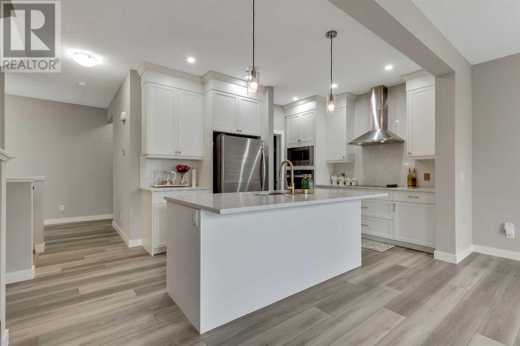 216 Creekstone Row Sw, Calgary, Alberta  T2X 4Y5 - Photo 4 - A2214962