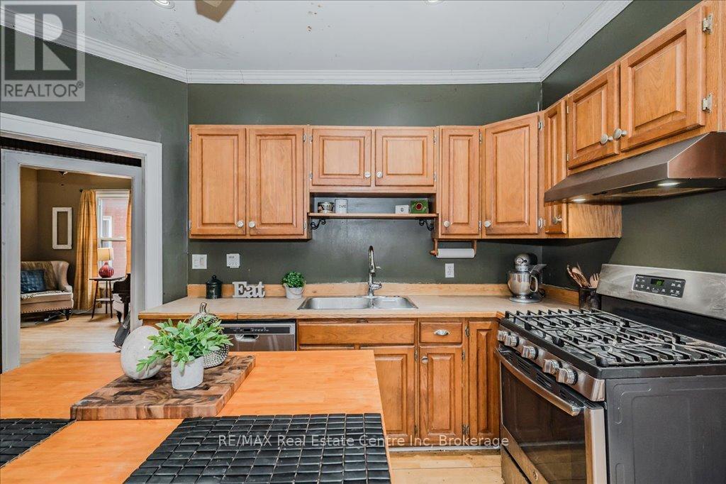 Property at 265 LONDON ROAD W image 1