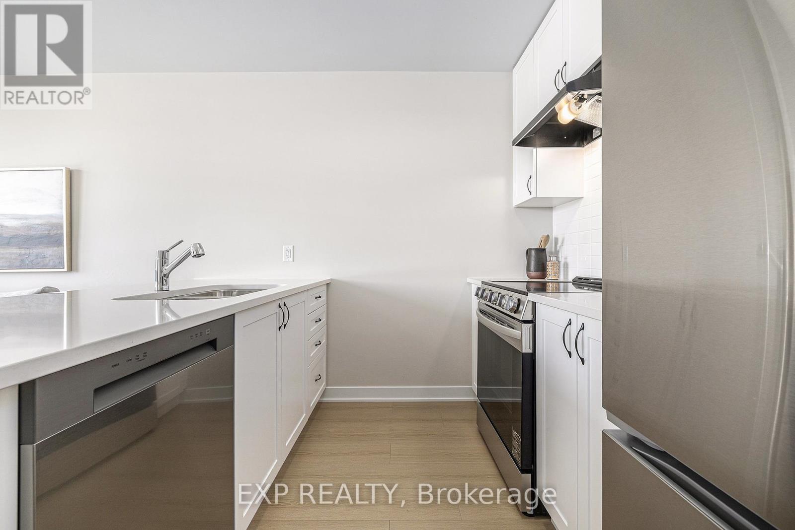 130 Mishi Private, Ottawa, Ontario  K1K 0P2 - Photo 13 - X12104802