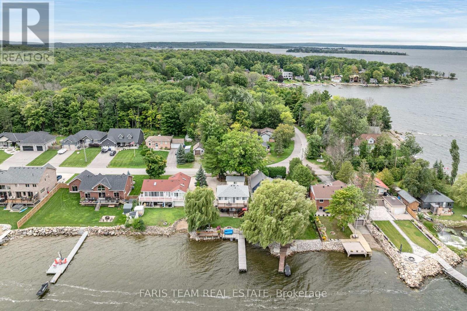 Property at 282 ROBINS POINT ROAD image 3