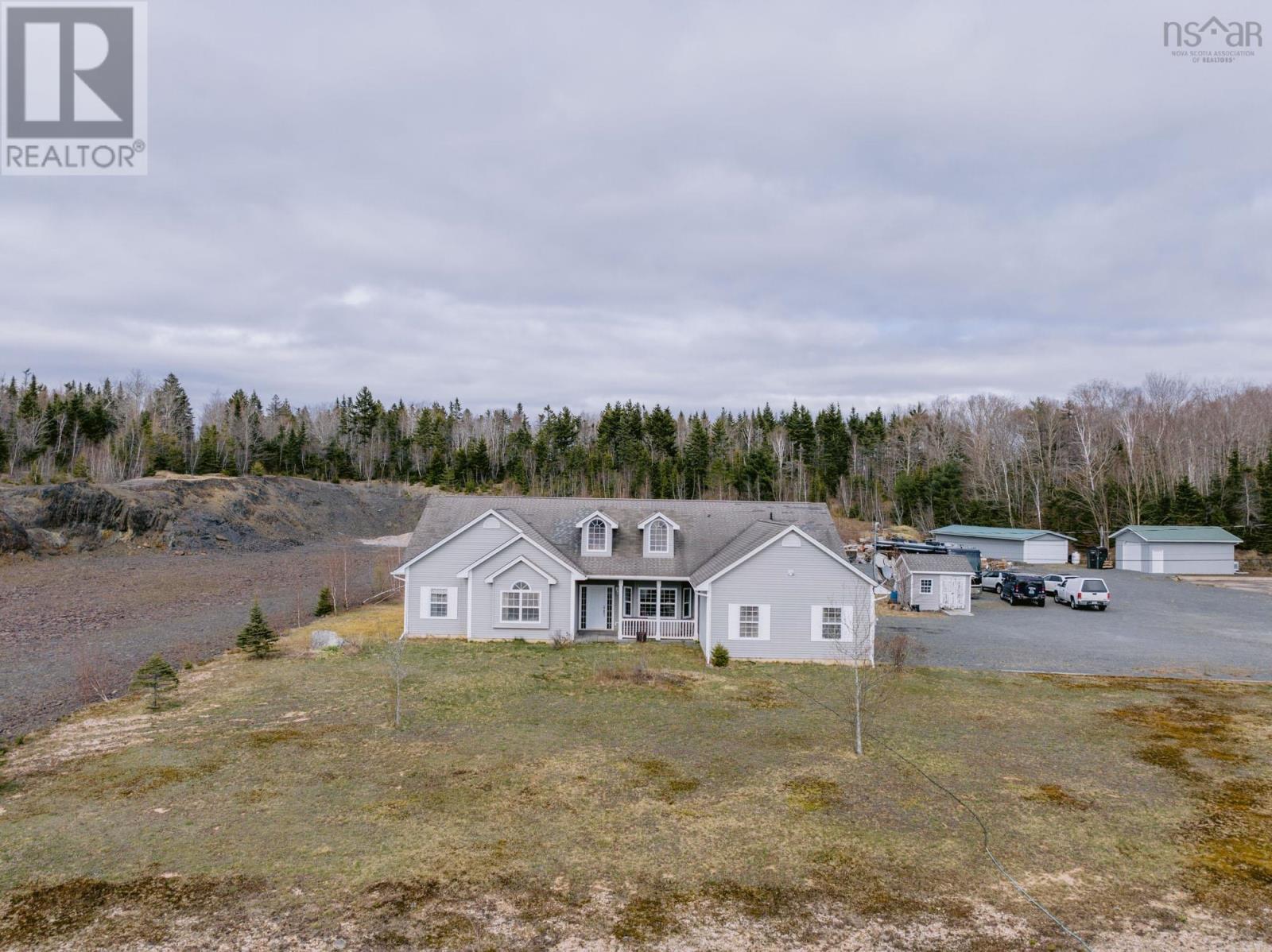 315 Highway 1, Mount Uniacke, Nova Scotia  B0N 1Z0 - Photo 42 - 202425173