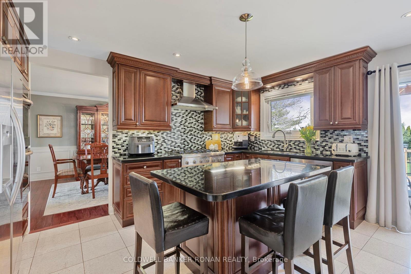 9581 Old Church Road, Caledon, Ontario  L7E 0P9 - Photo 11 - W12104749