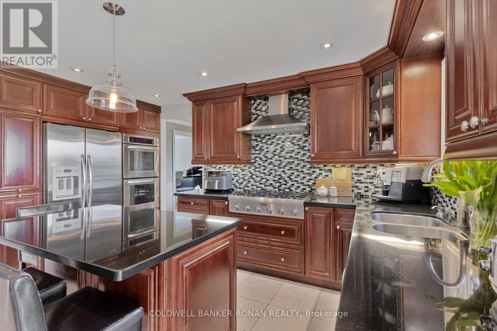 9581 Old Church Road, Caledon, Ontario  L7E 0P9 - Photo 12 - W12104749