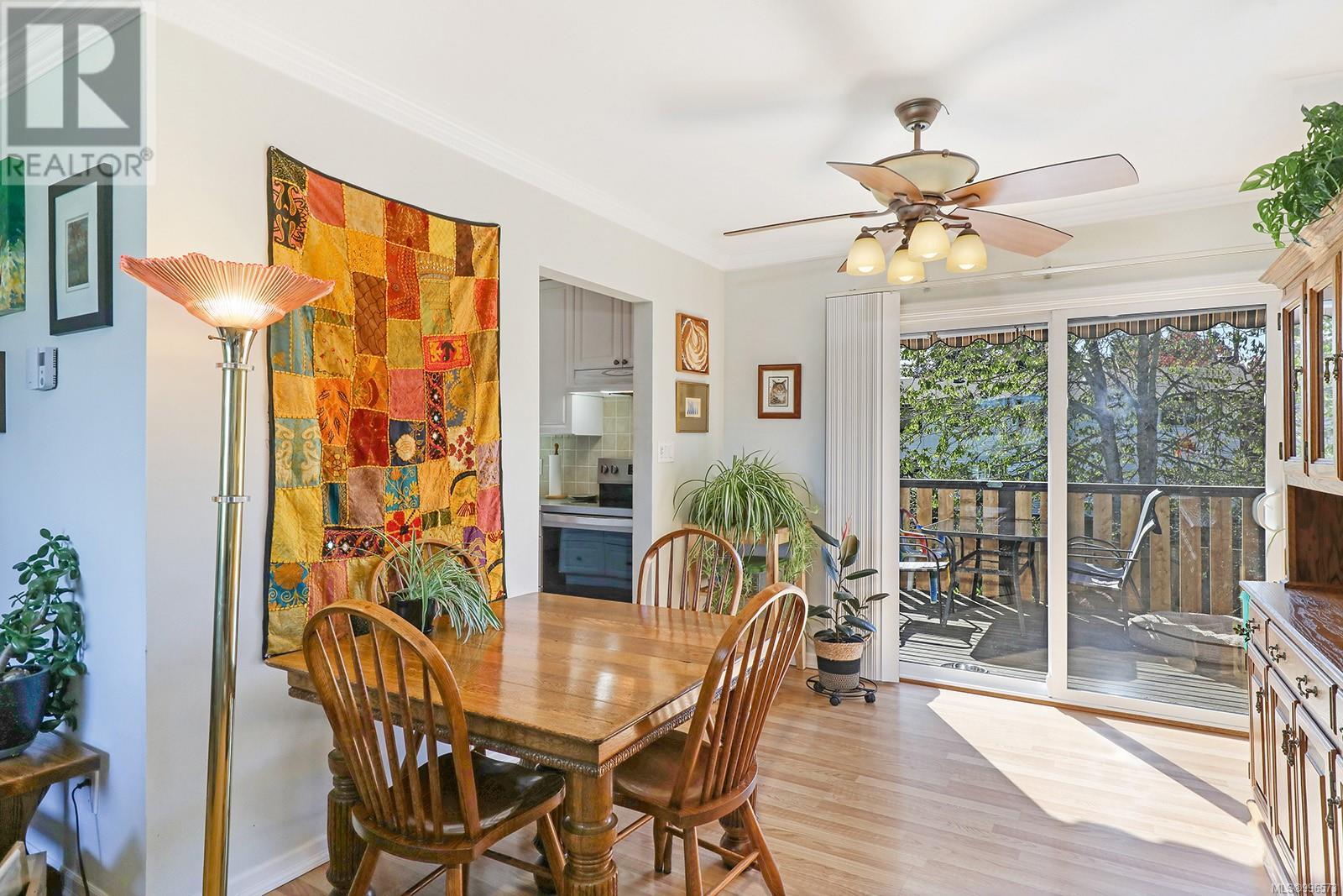 Property at 667 Torrence Rd image 4