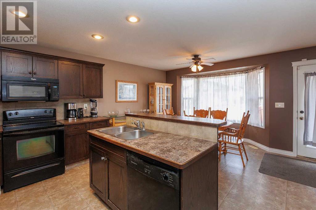 Property at 64 Irving Crescent image 3