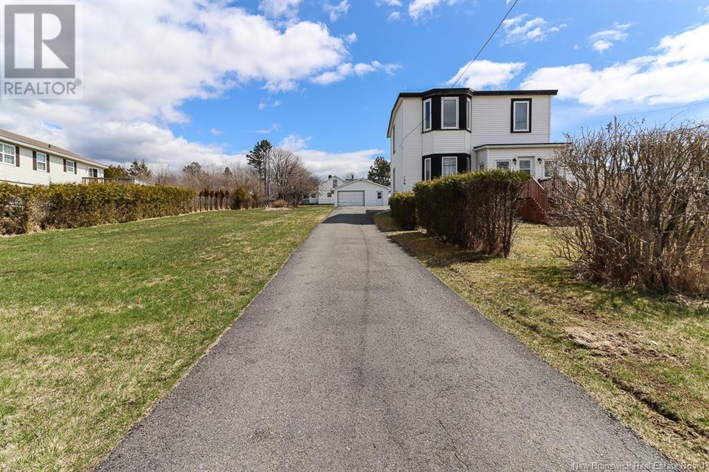Property at 139 Red Head Road image 2