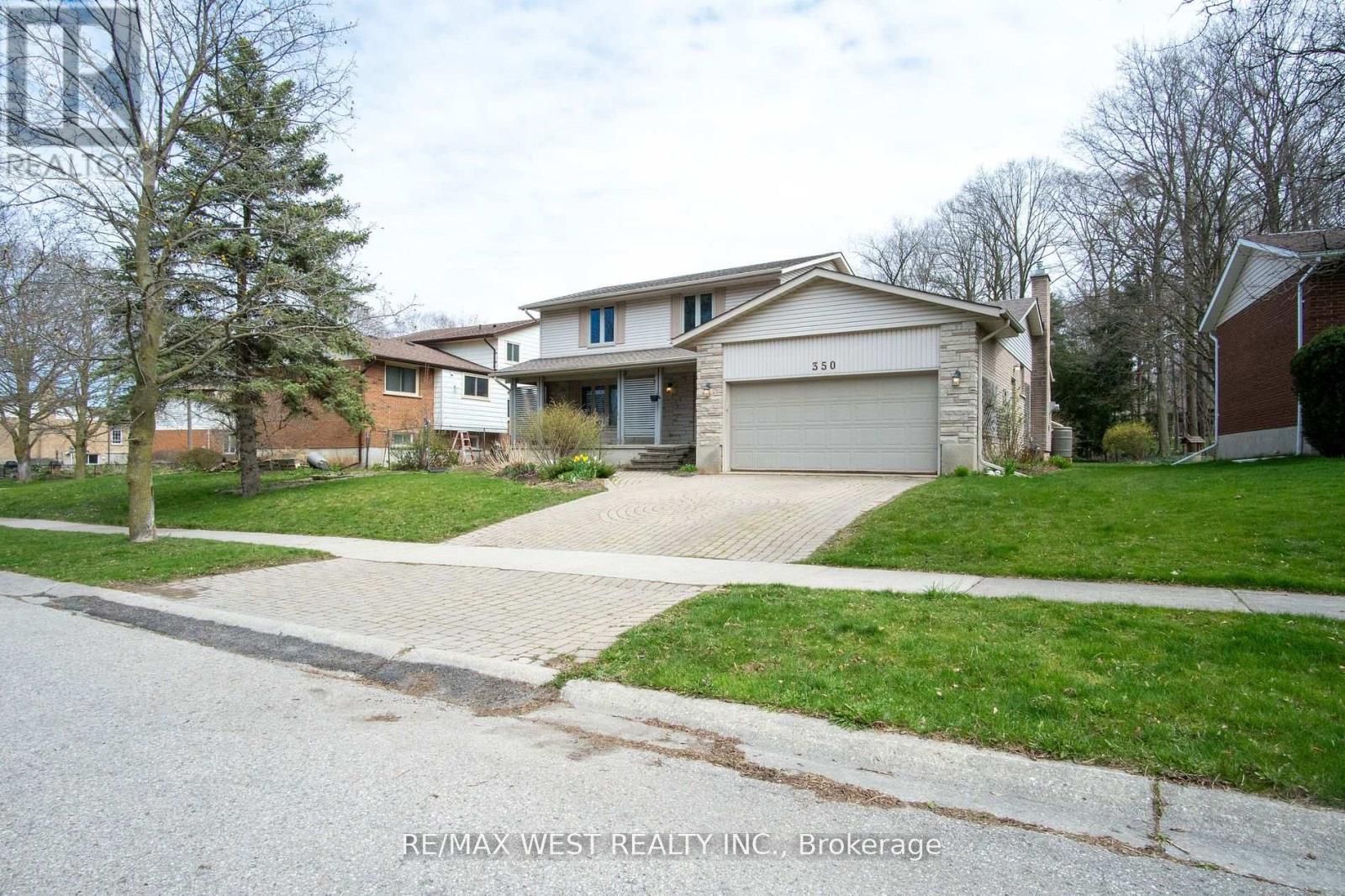 Property at 350 THORNCREST DRIVE W image 3