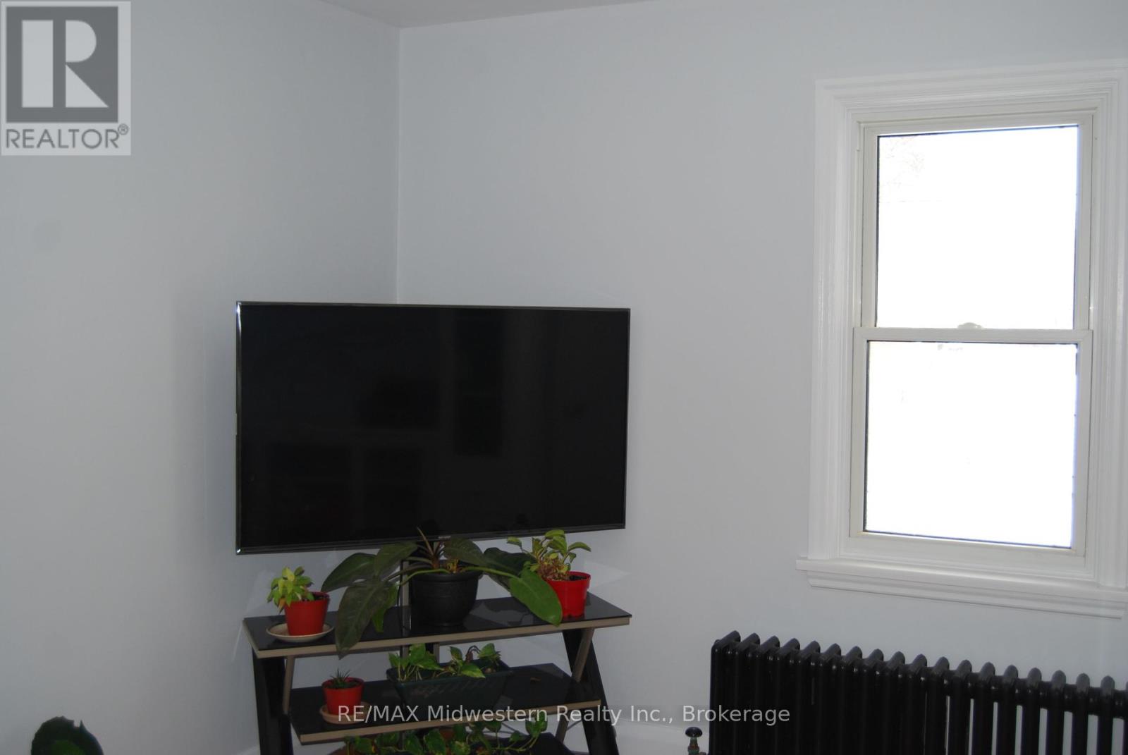 281 Elora Street S, Minto, Ontario  N0G 1Z0 - Photo 12 - X11917883