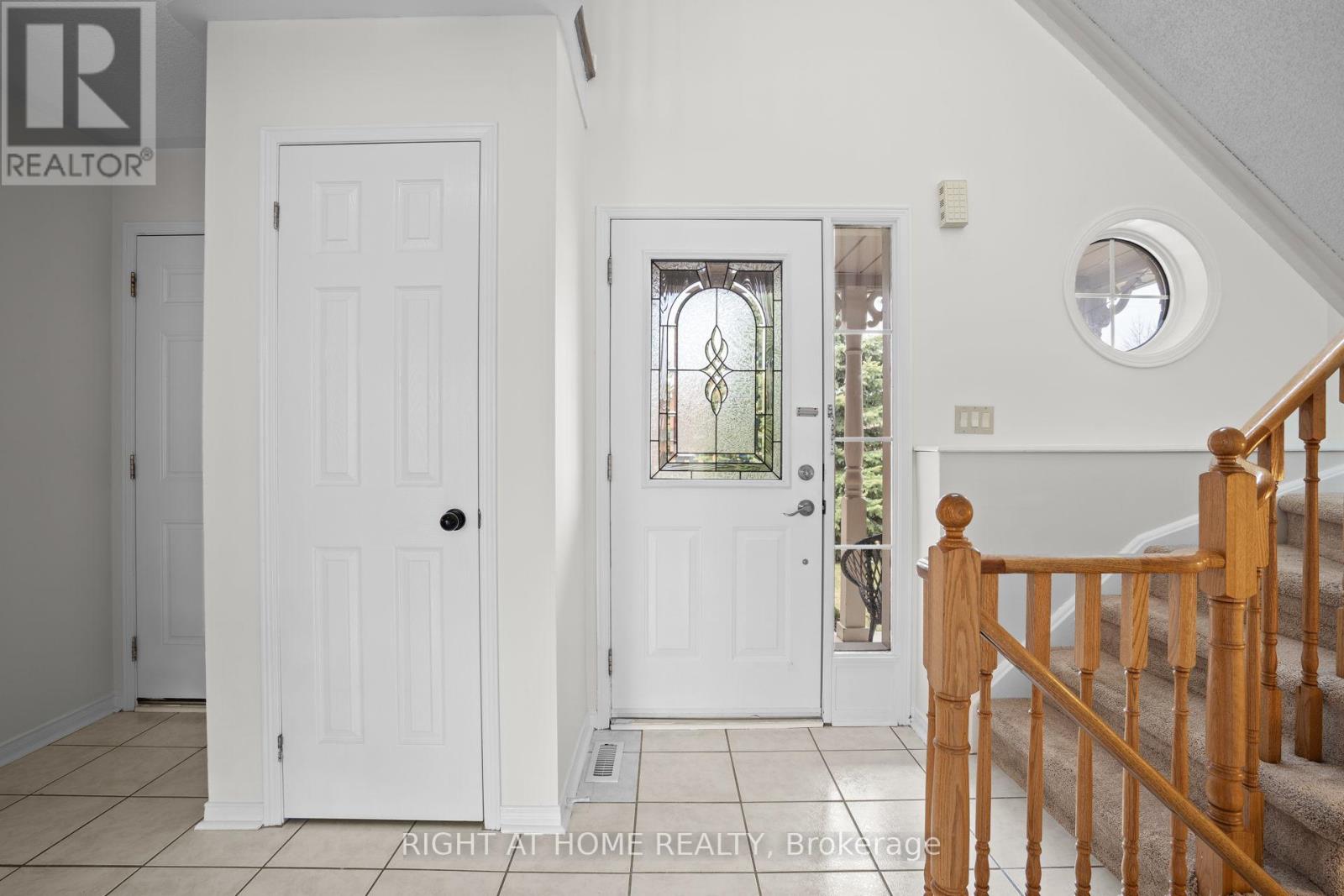 Property at 107 ST THOMAS STREET image 4