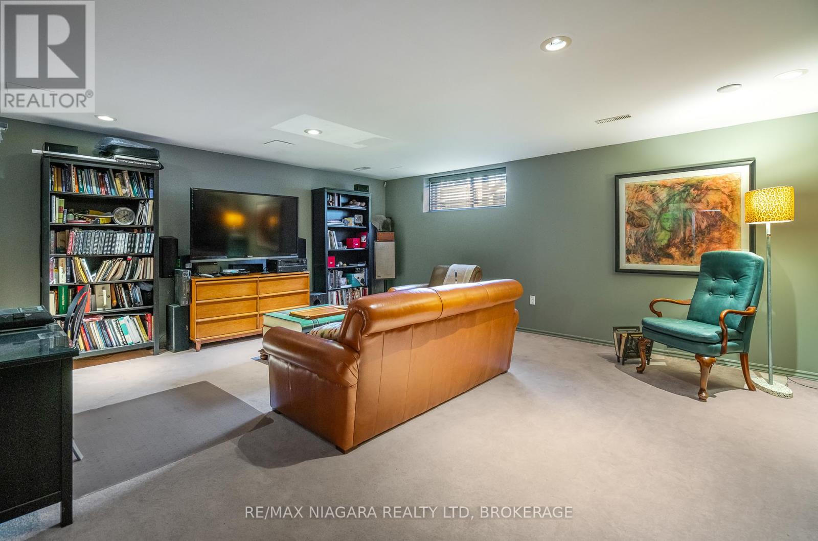 4 - 88 Lakeport Road, St. Catharines, Ontario  L2N 4P8 - Photo 32 - X12062979