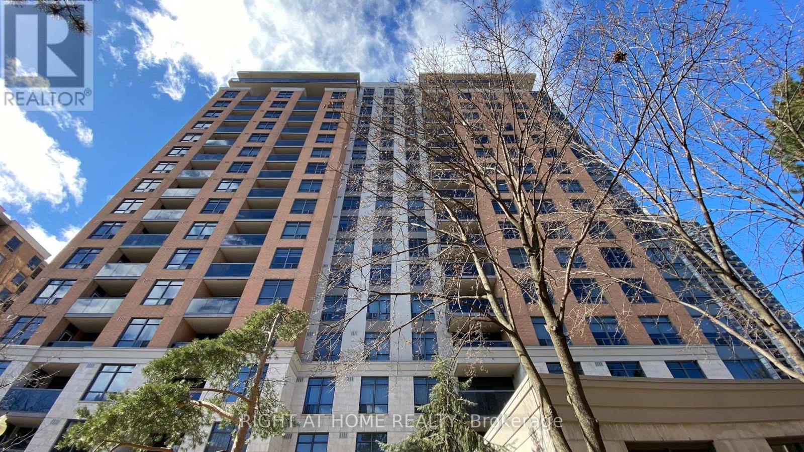 1509 - 880 Grandview Way, Toronto, Ontario  M2N 7B2 - Photo 2 - C12011940