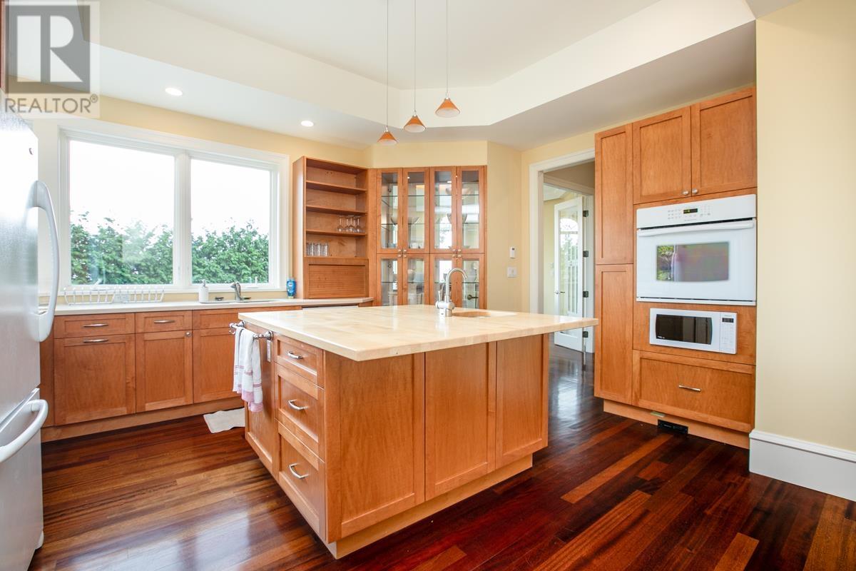 6220 Summit Avenue, West Vancouver, British Columbia  V7W 1Y2 - Photo 12 - R2994421