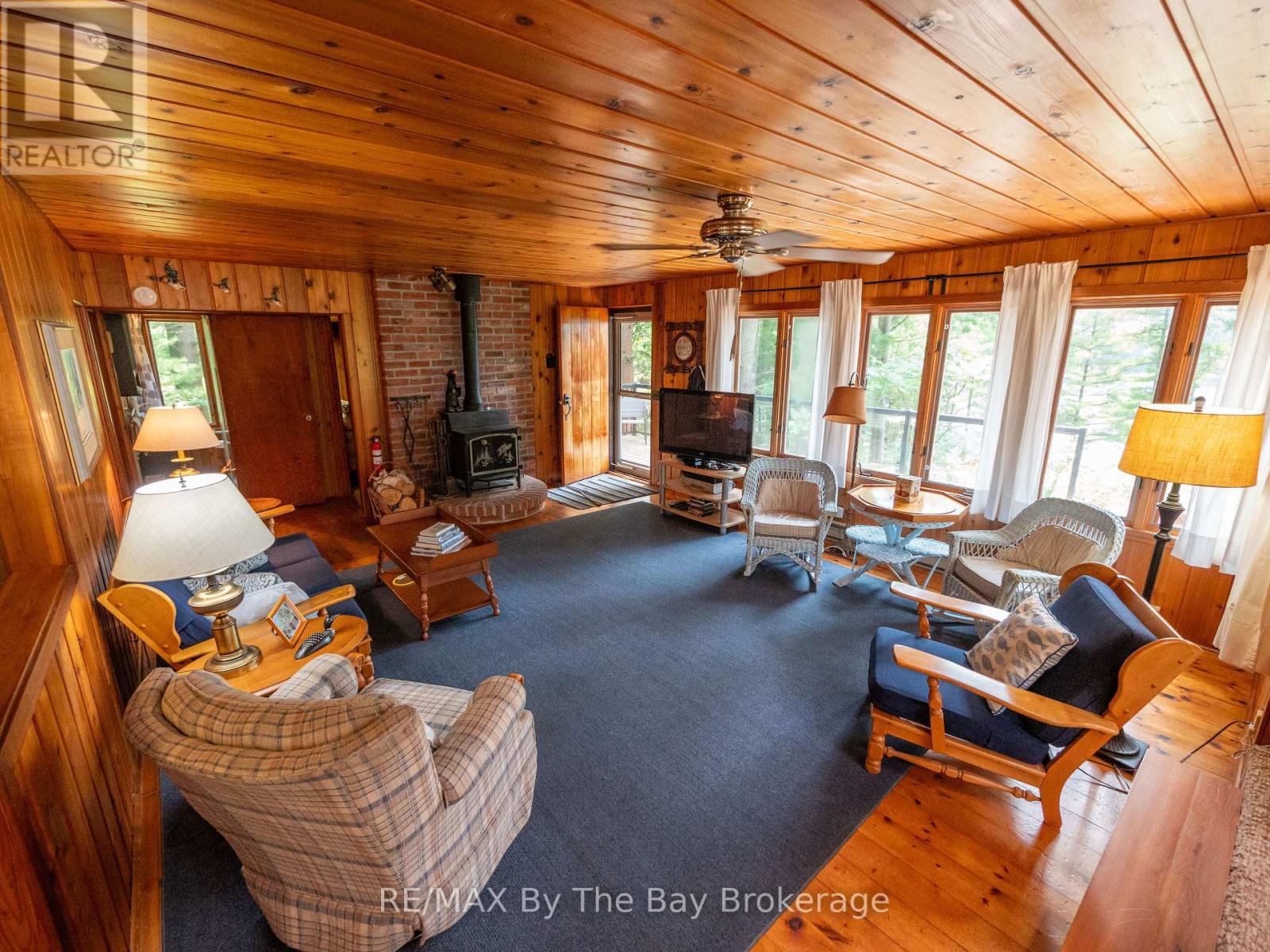 15598 Georgian Bay Shore, Georgian Bay, Ontario  P0E 1E0 - Photo 18 - X12104867