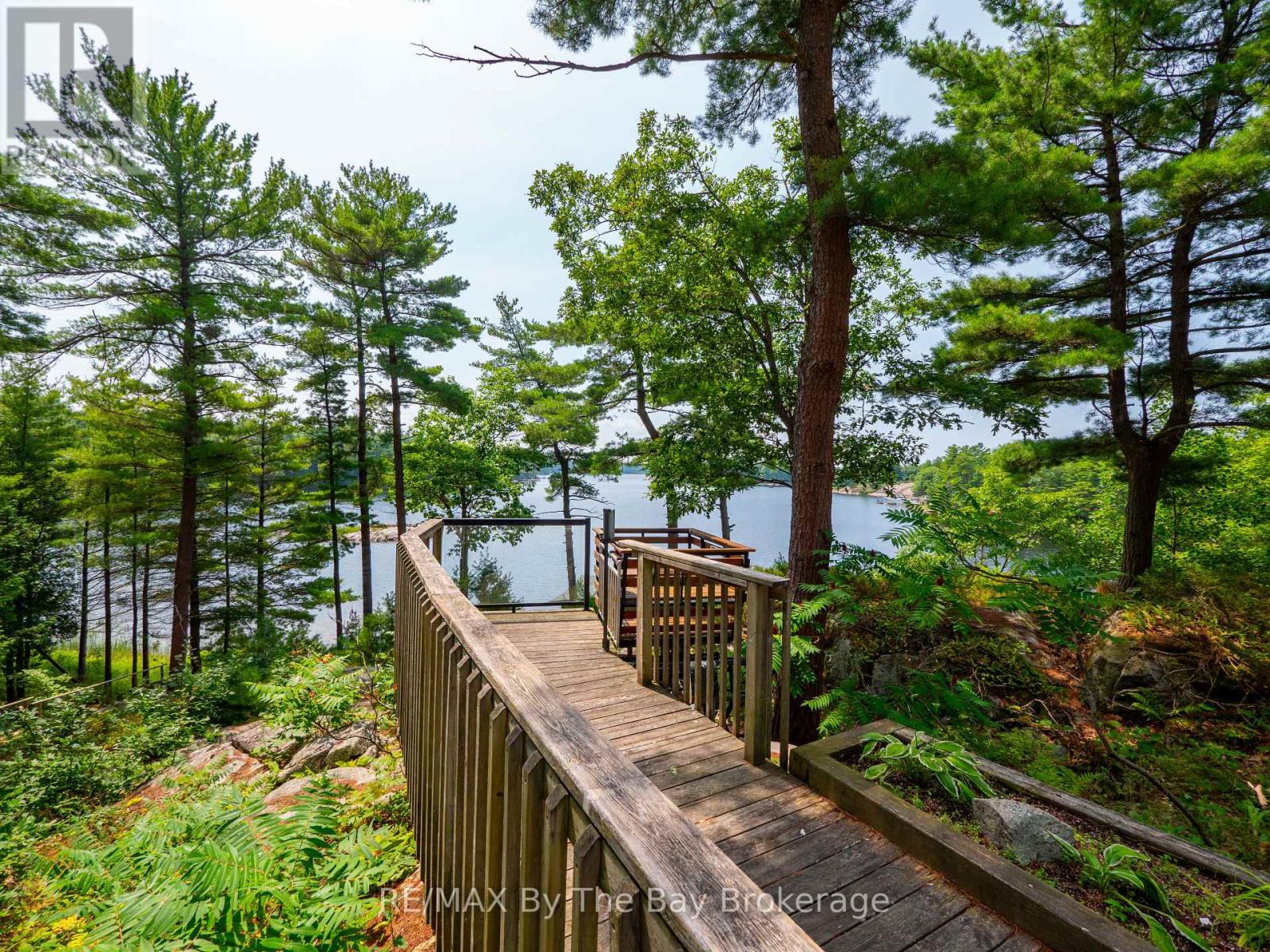 15598 Georgian Bay Shore, Georgian Bay, Ontario  P0E 1E0 - Photo 21 - X12104867