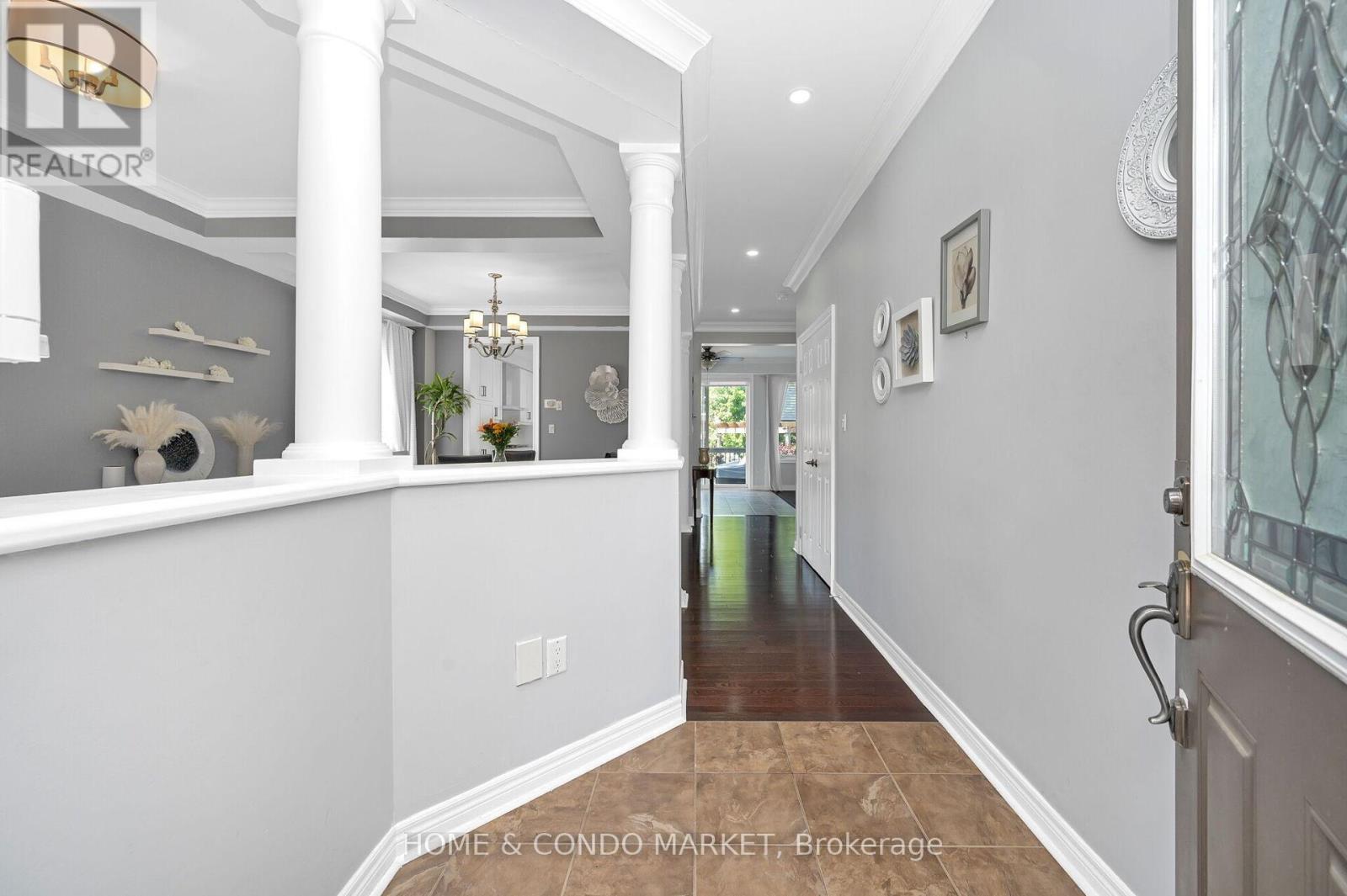 Property at 31 COTTONFIELD CIRCLE image 4