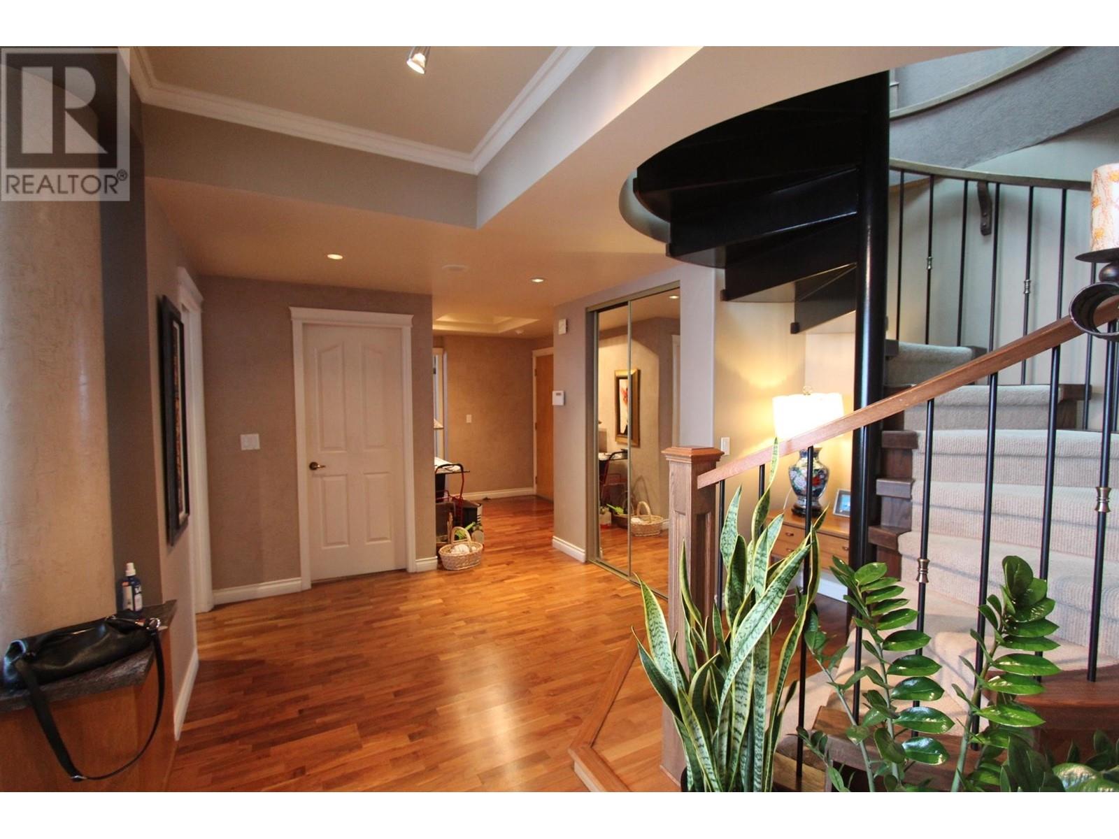 Property at 28A 6128 PATTERSON AVENUE image 5