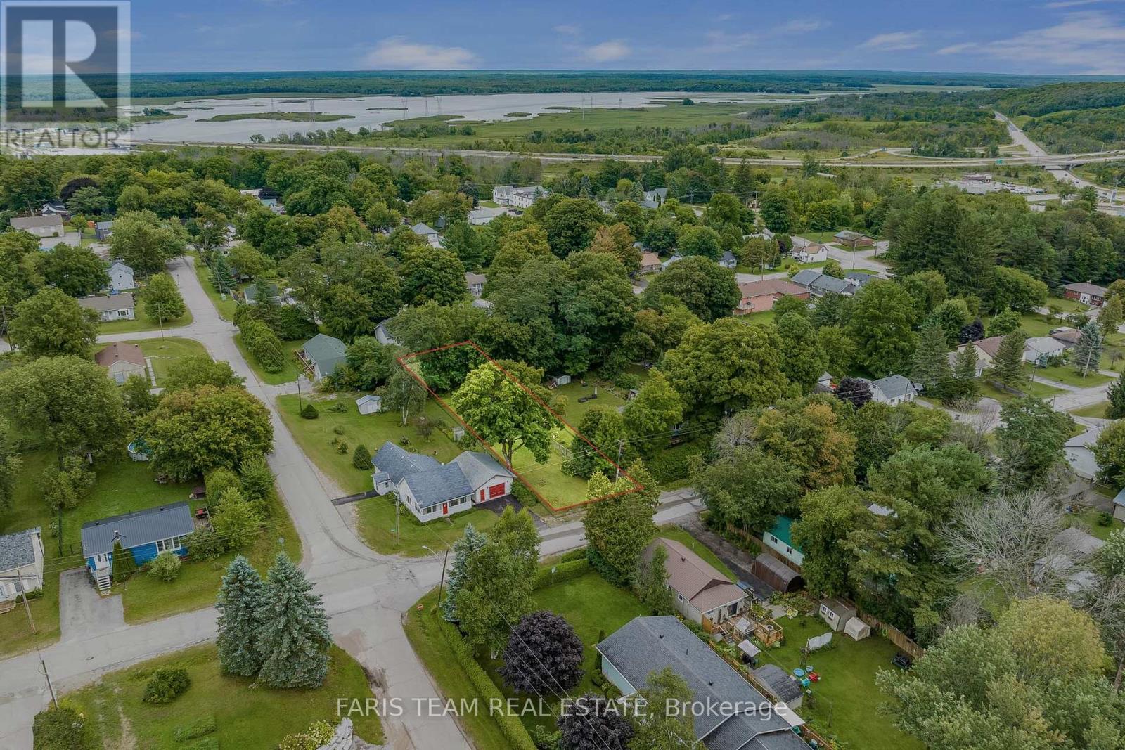 Property at 305 OUIDA STREET image 1