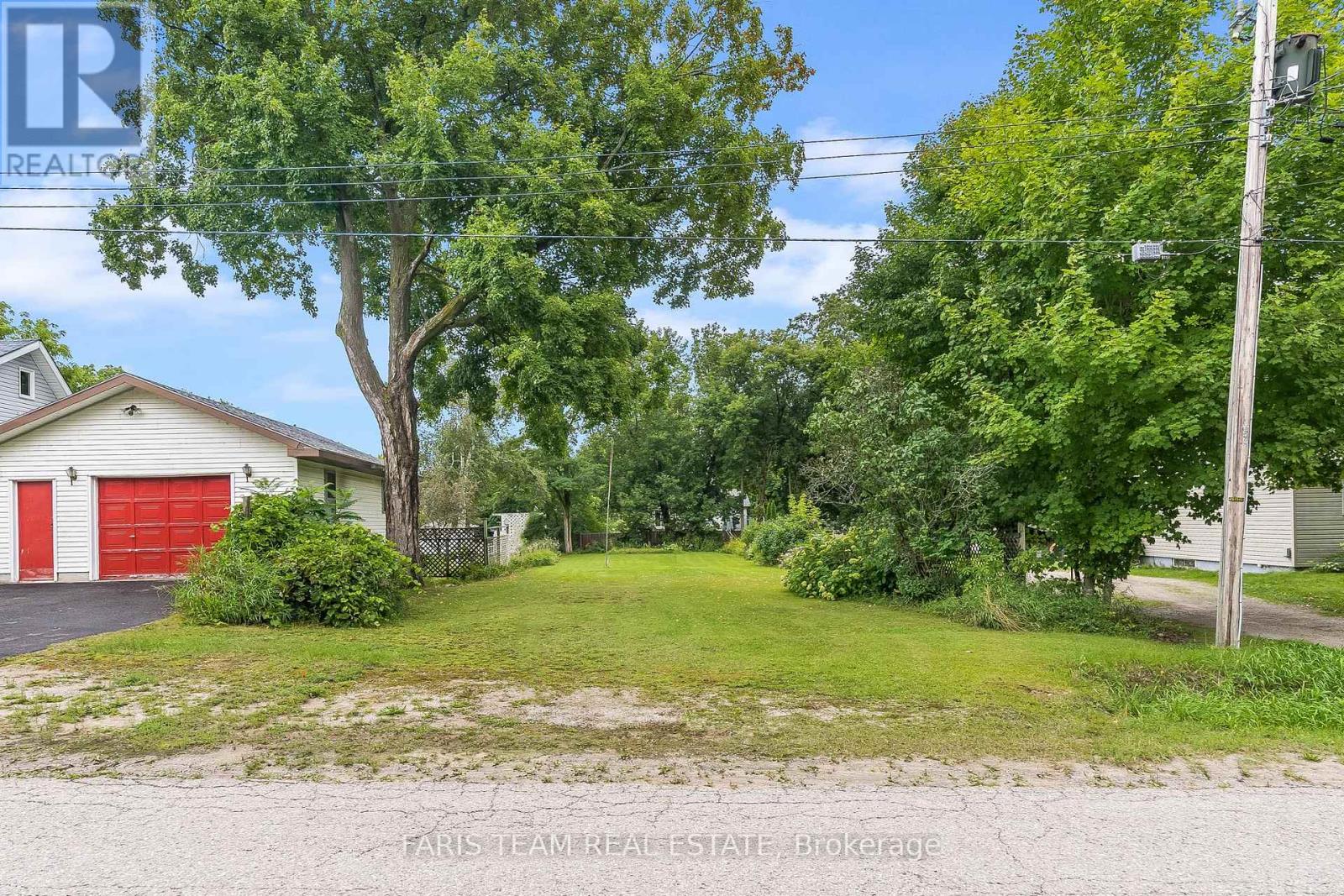 Property at 305 OUIDA STREET image 3