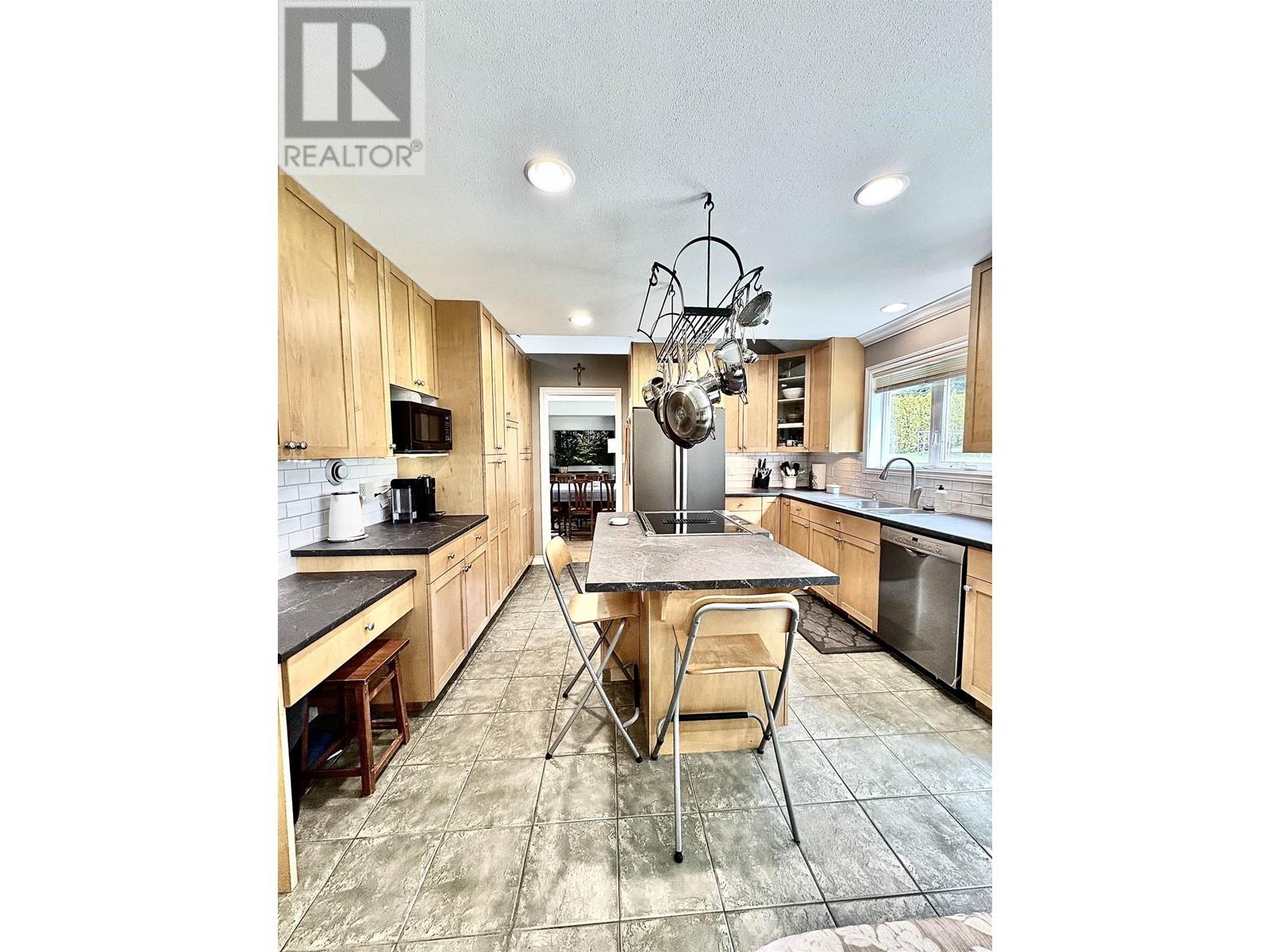 Property at 22 STICKNEY STREET image 3