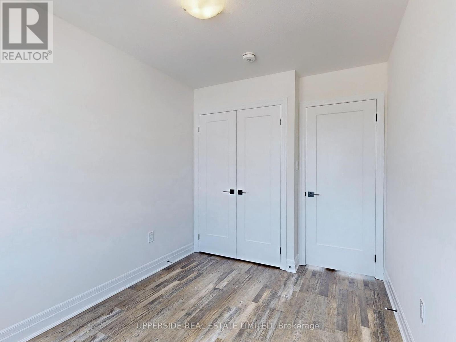 105 Surf Drive, Wasaga Beach, Ontario  L9Z 0G3 - Photo 19 - S12104909