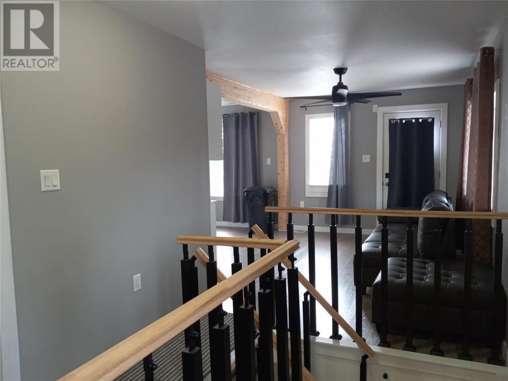 734 Campbell Street, Sarnia, Ontario  N7T 2J5 - Photo 6 - 25010276