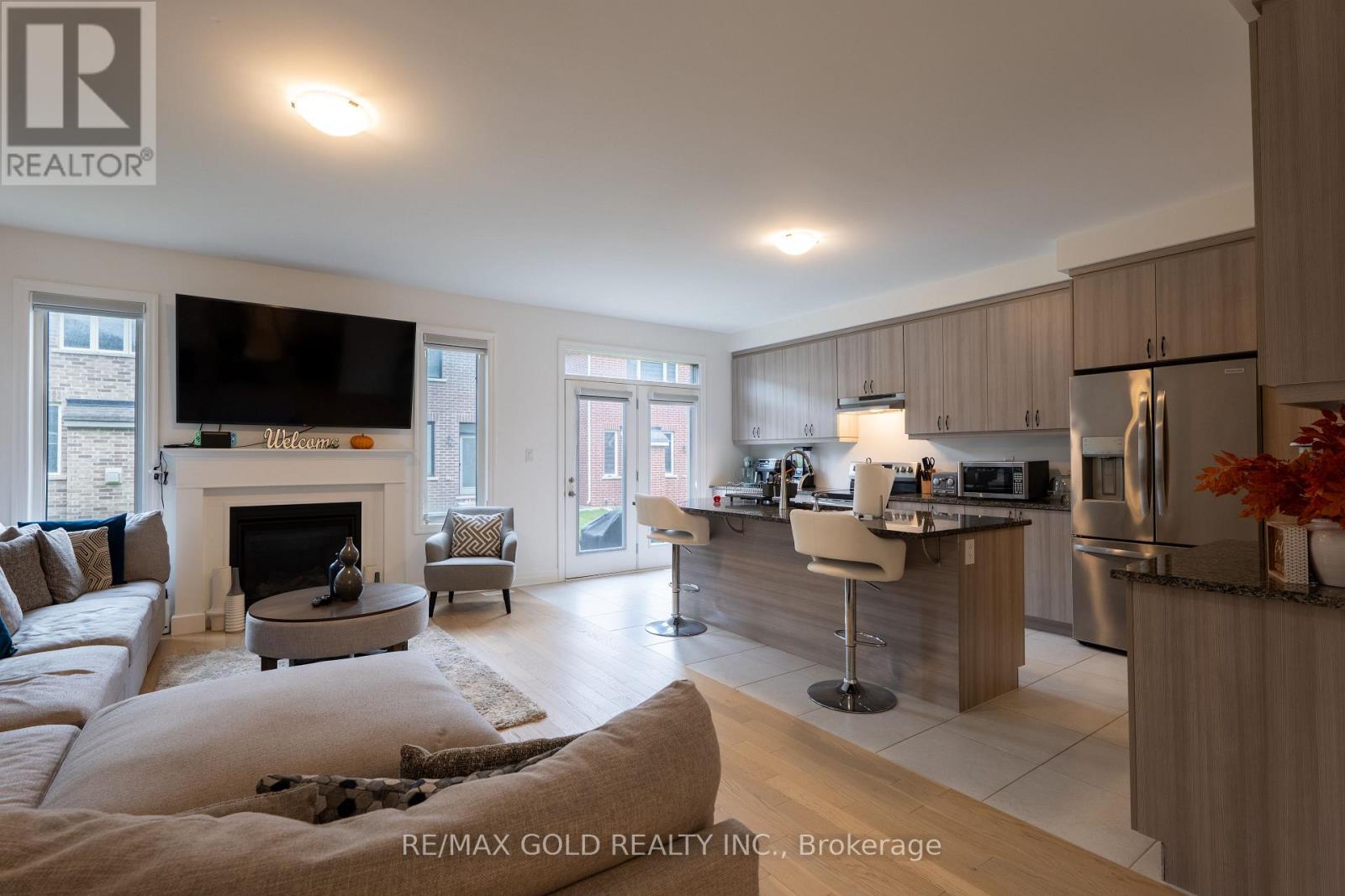 1257 Trudeau Drive, Milton, Ontario  L9T 6H8 - Photo 17 - W12104859