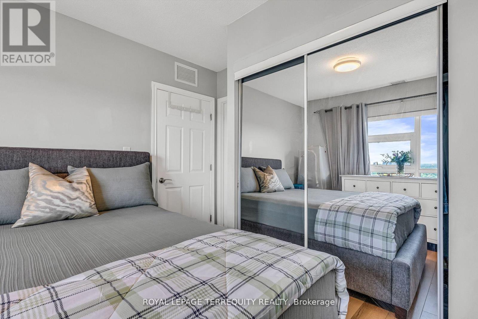1014 - 2464 Weston Road, Toronto, Ontario  M9N 0A2 - Photo 15 - W12104880