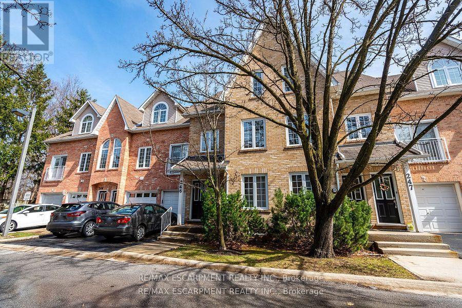 246 - 2075 WALKERS LINE, Burlington, Ontario