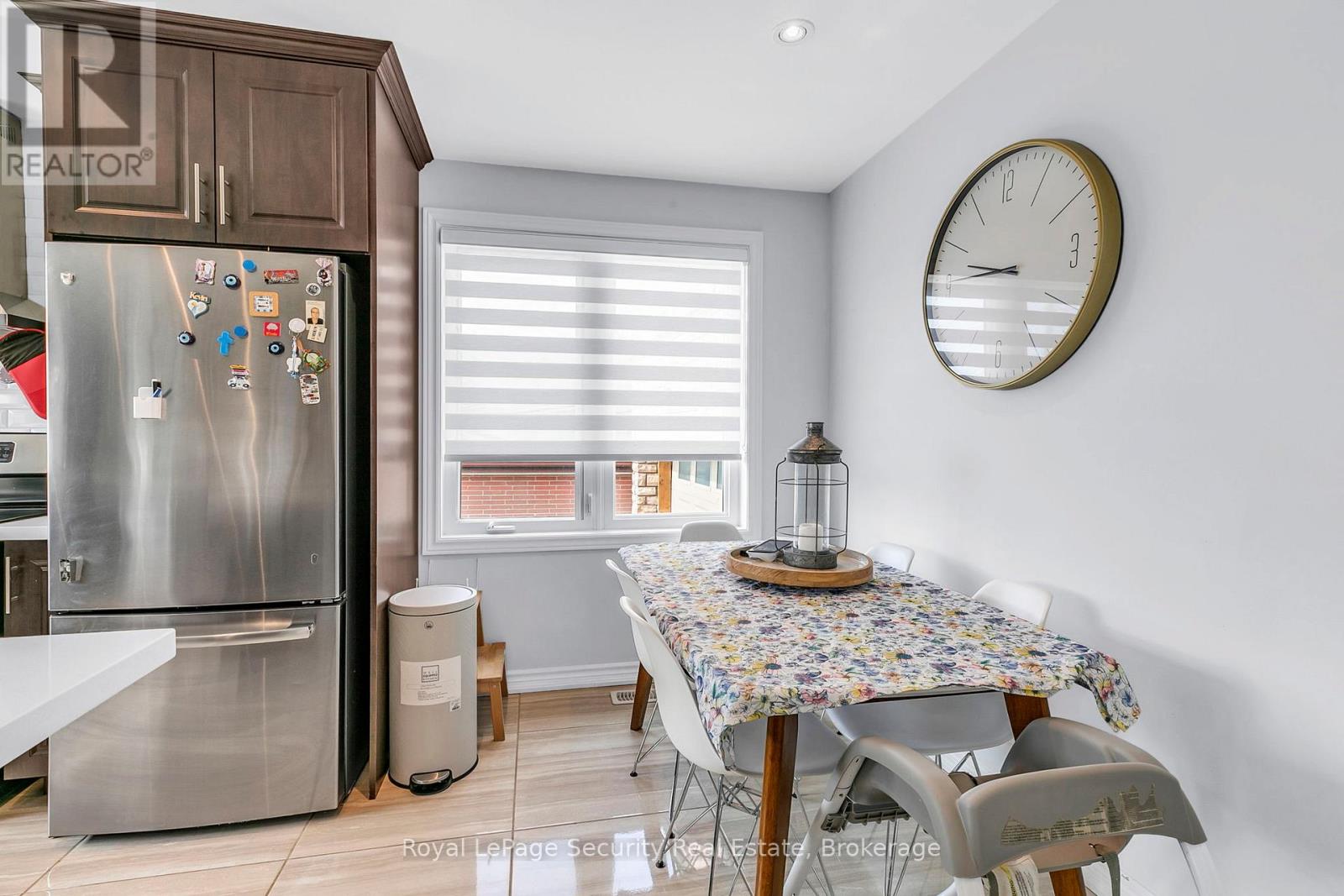 251 Thistle Down Boulevard, Toronto, Ontario  M9V 1K6 - Photo 13 - W12104892