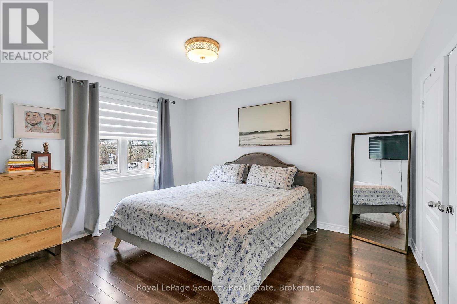 251 Thistle Down Boulevard, Toronto, Ontario  M9V 1K6 - Photo 14 - W12104892