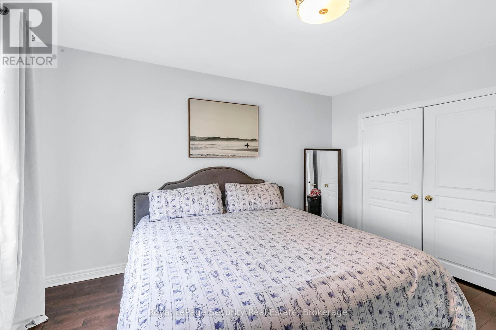 251 Thistle Down Boulevard, Toronto, Ontario  M9V 1K6 - Photo 16 - W12104892