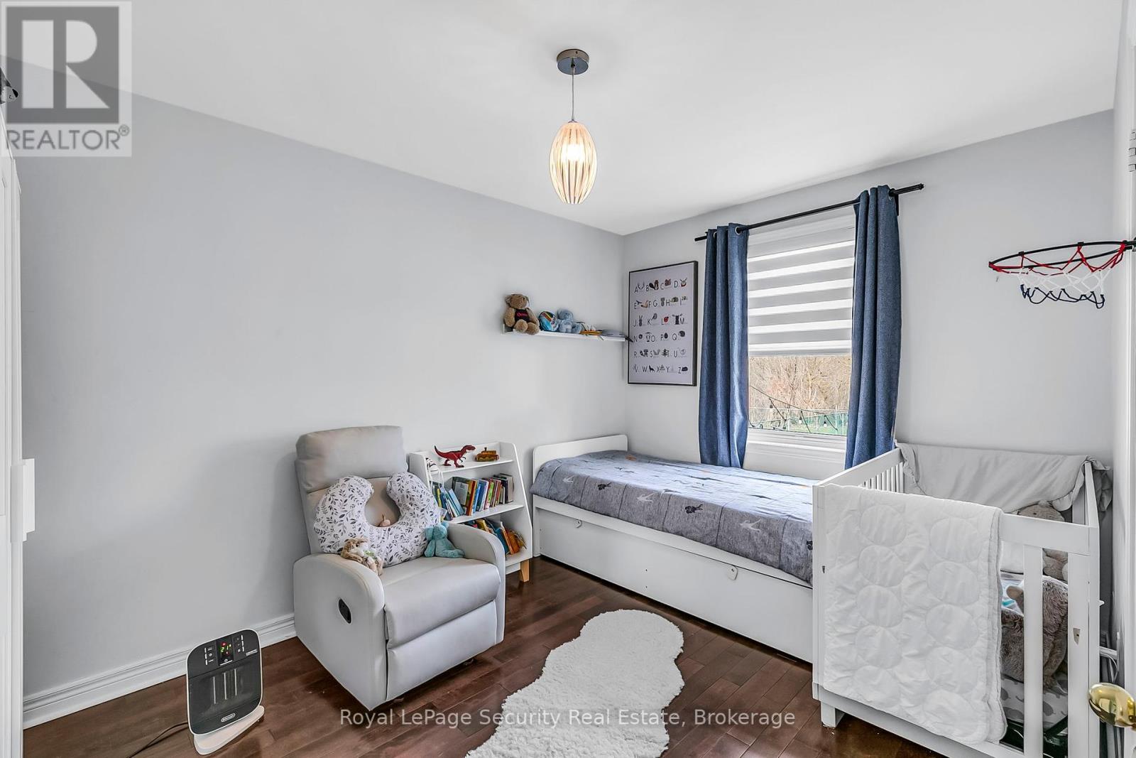 251 Thistle Down Boulevard, Toronto, Ontario  M9V 1K6 - Photo 18 - W12104892