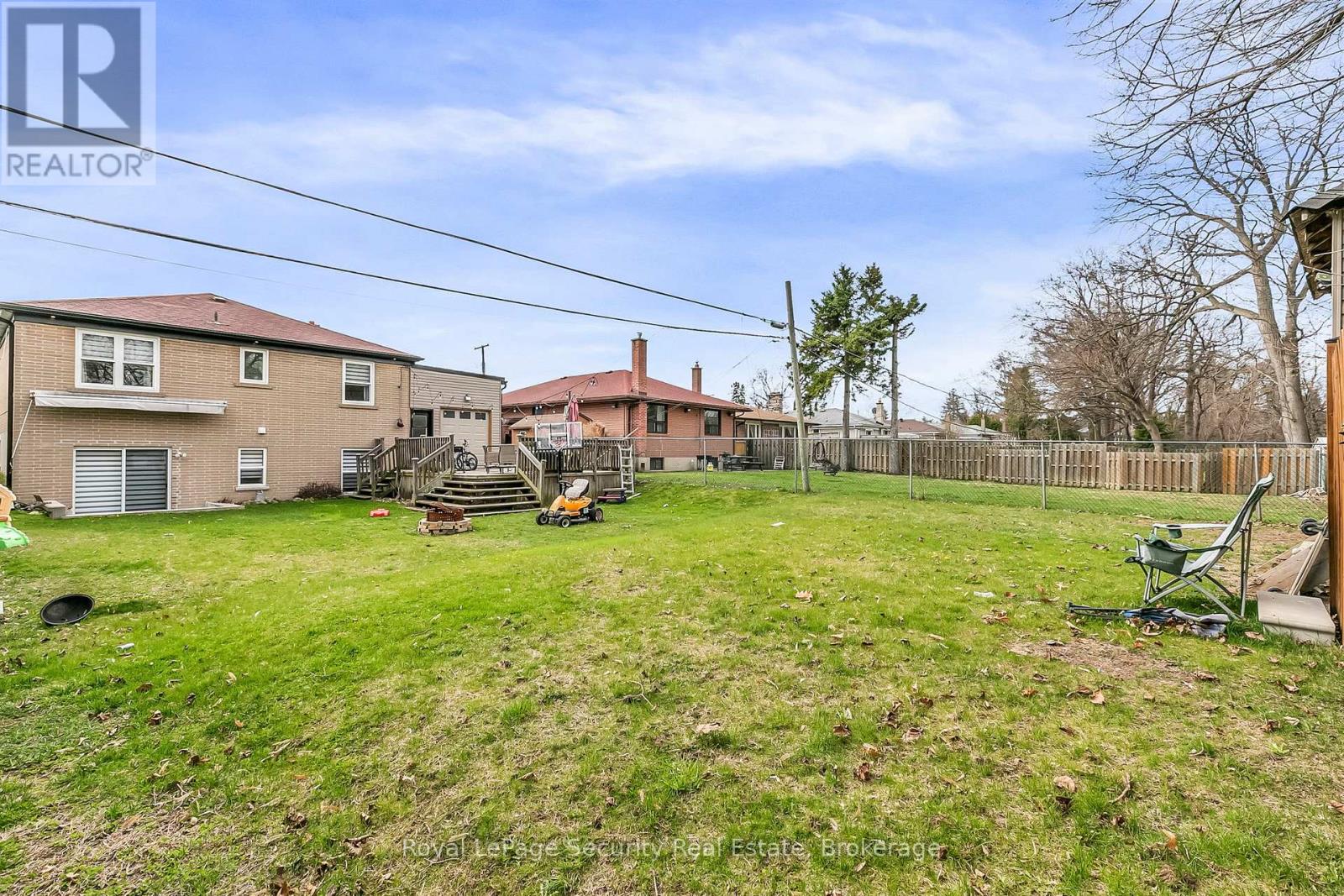 251 Thistle Down Boulevard, Toronto, Ontario  M9V 1K6 - Photo 32 - W12104892