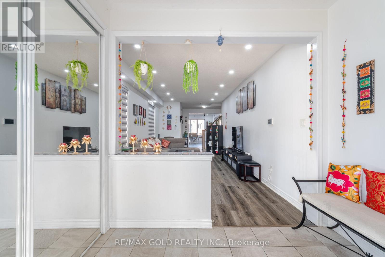 Property at 13 REDFERN STREET image 5
