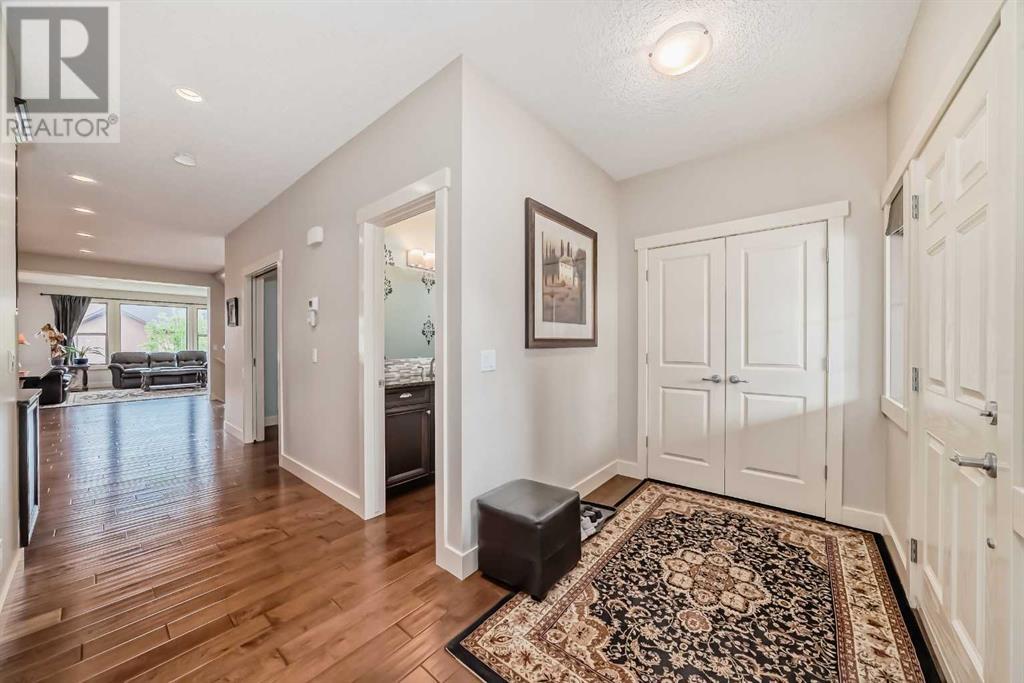483 Evergreen Circle Sw, Calgary, Alberta  T2Y 0H2 - Photo 3 - A2198378