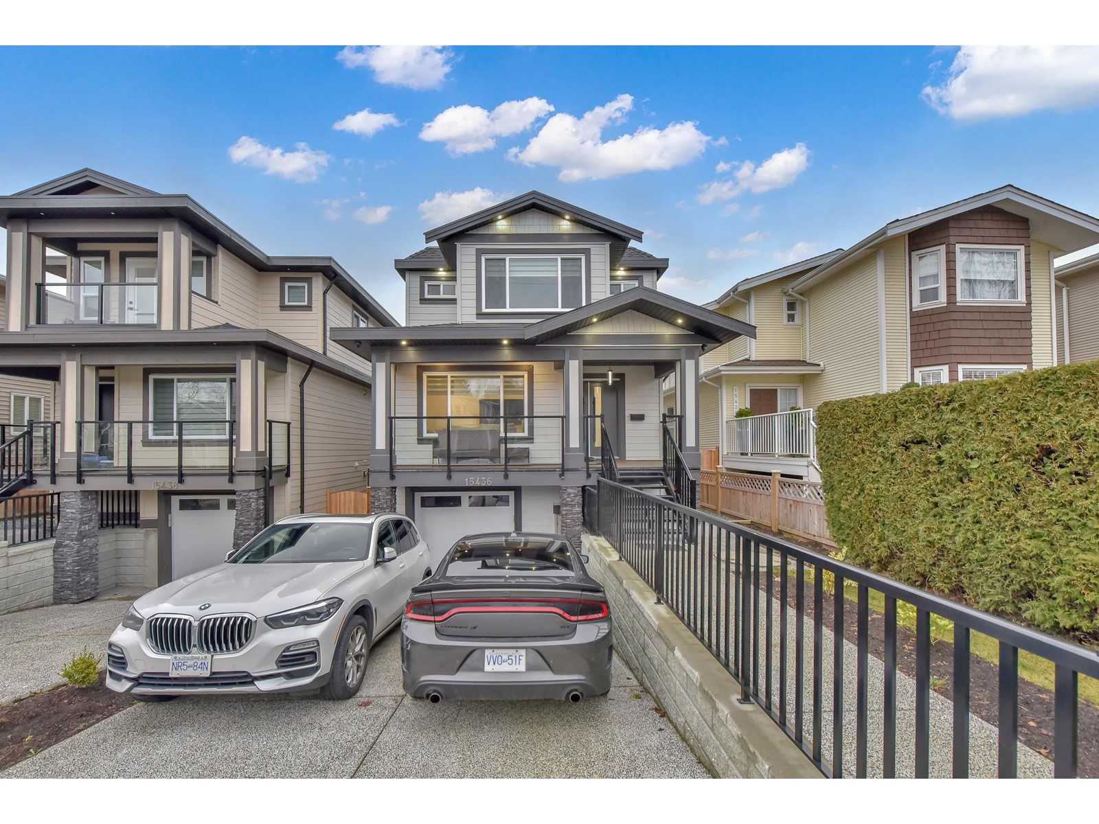 Property at 15436 GOGGS AVENUE image 2