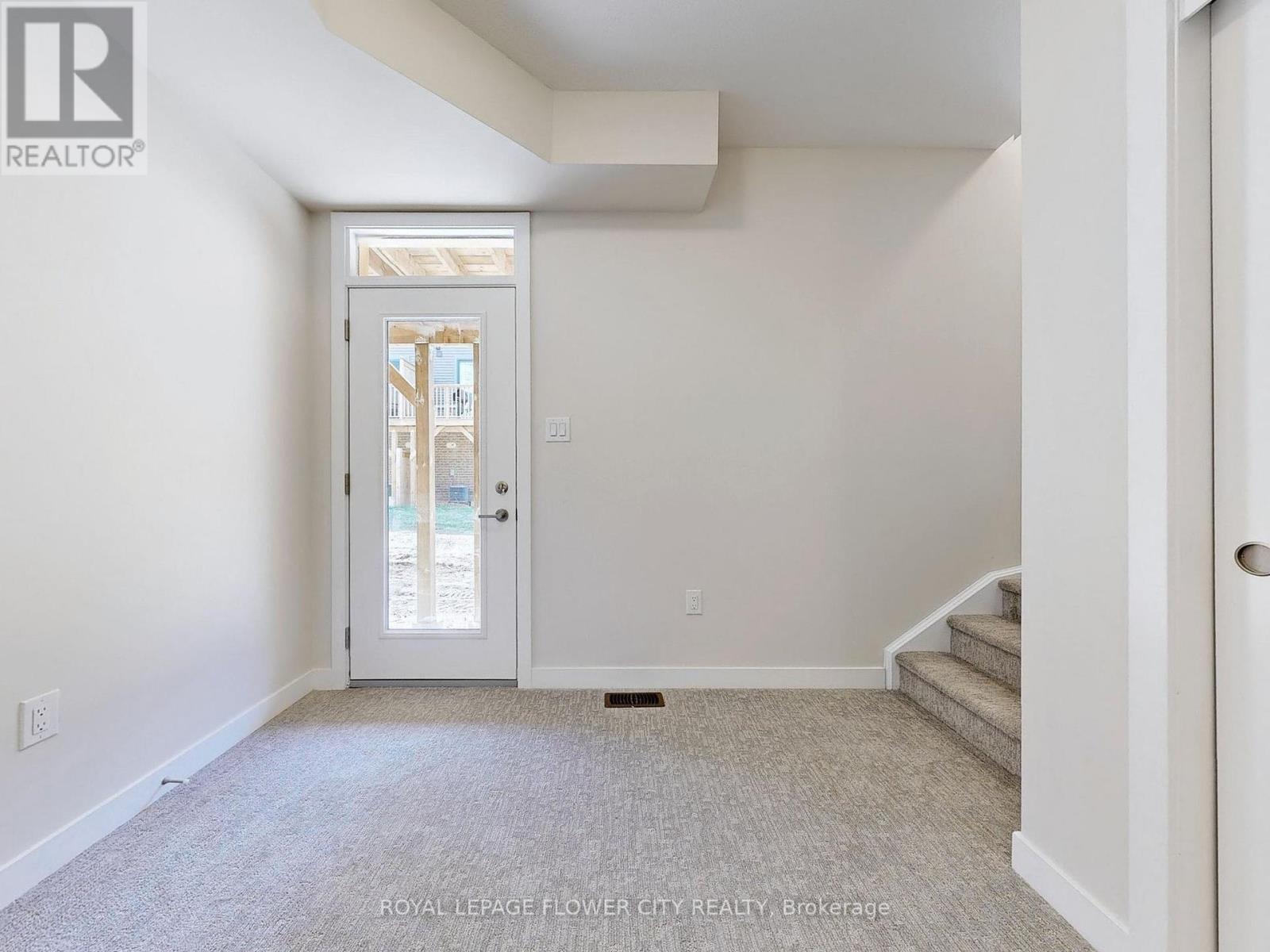 107 - 10 Birmingham Drive, Cambridge, Ontario  N1R 0C6 - Photo 32 - X12104863